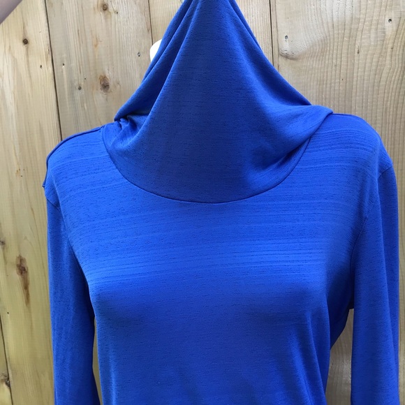 Adidas blue hooded 3/4 sleeve top size medium - Picture 3 of 10